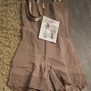 Doribell Women's Colombiana Shapewear Faja Straple Cremallera